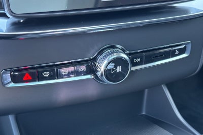 2027 Volvo XC90 B6 Plus 7-Seater