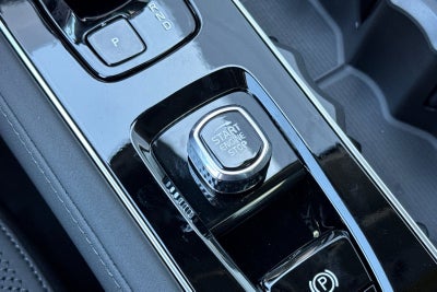 2027 Volvo XC90 B6 Plus 7-Seater