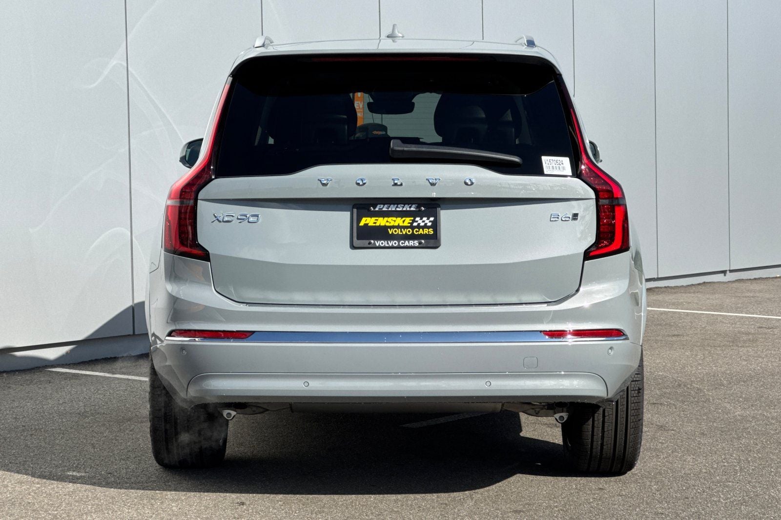 2027 Volvo XC90 B6 Plus 7-Seater