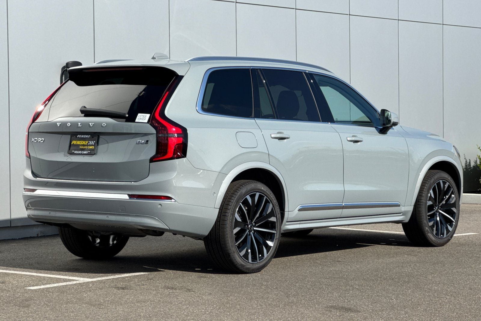 2027 Volvo XC90 B6 Plus 7-Seater