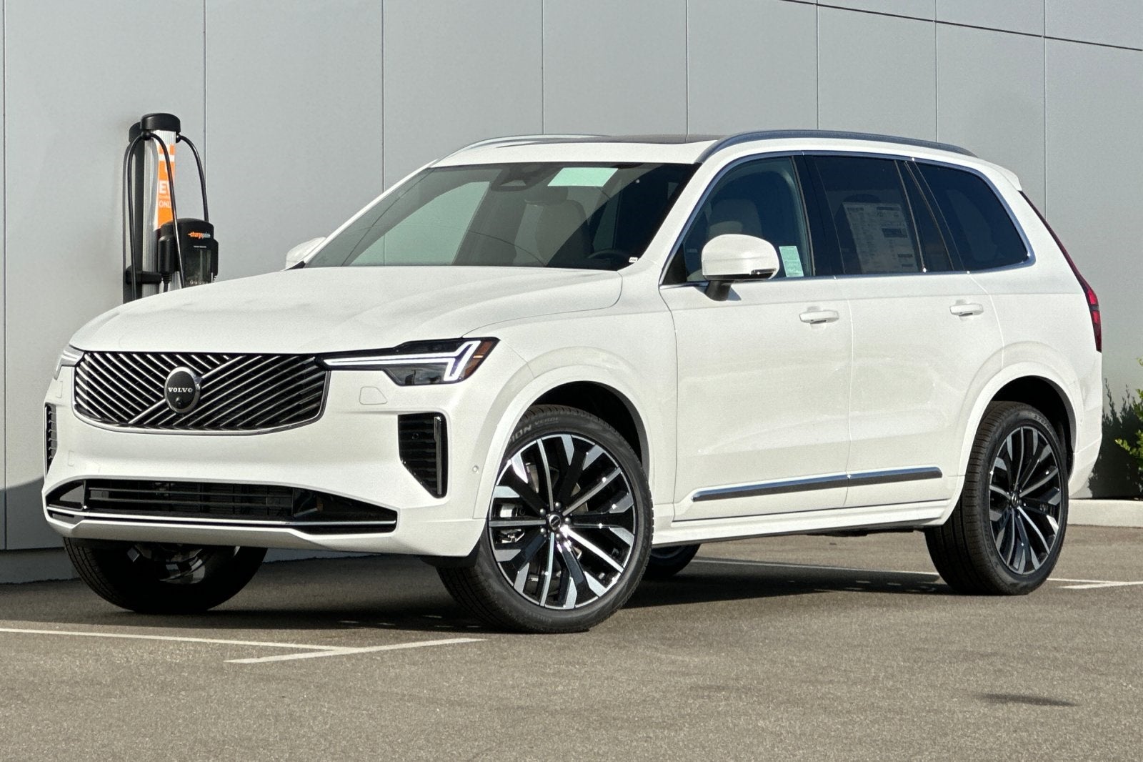 2026 Volvo XC90 B6 Plus 7-Seater