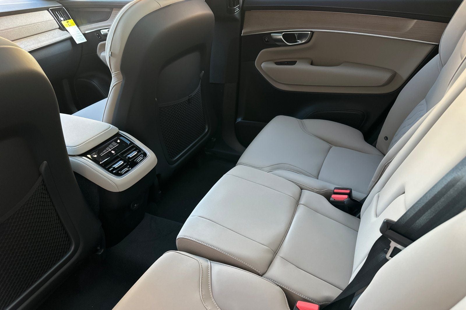 2026 Volvo XC90 B6 Plus 7-Seater