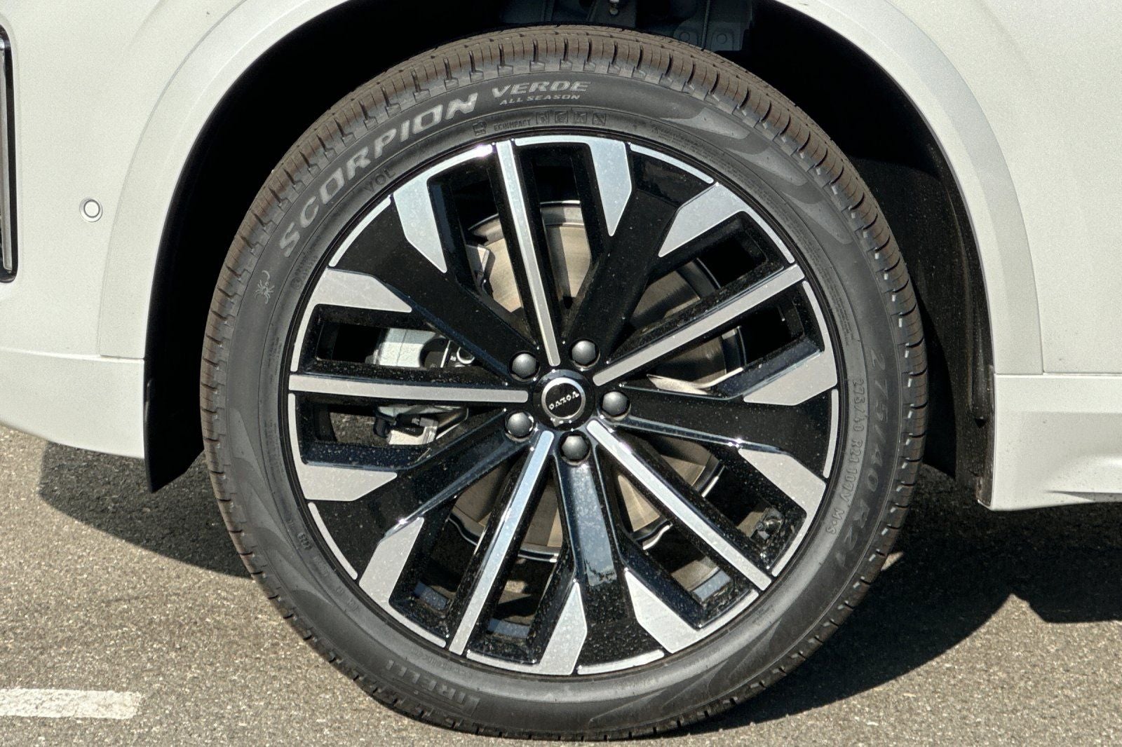 2026 Volvo XC90 B6 Plus 7-Seater