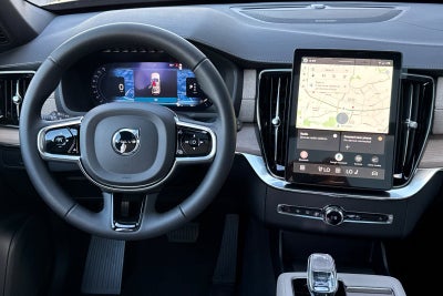 2027 Volvo XC90 B6 Plus 7-Seater