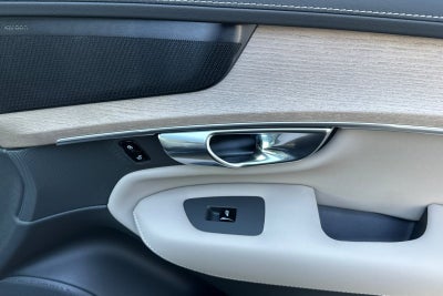 2027 Volvo XC90 B6 Plus 7-Seater