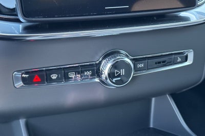 2027 Volvo XC90 B6 Plus 7-Seater
