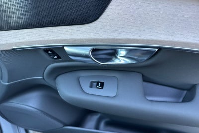 2027 Volvo XC90 B6 Plus 7-Seater