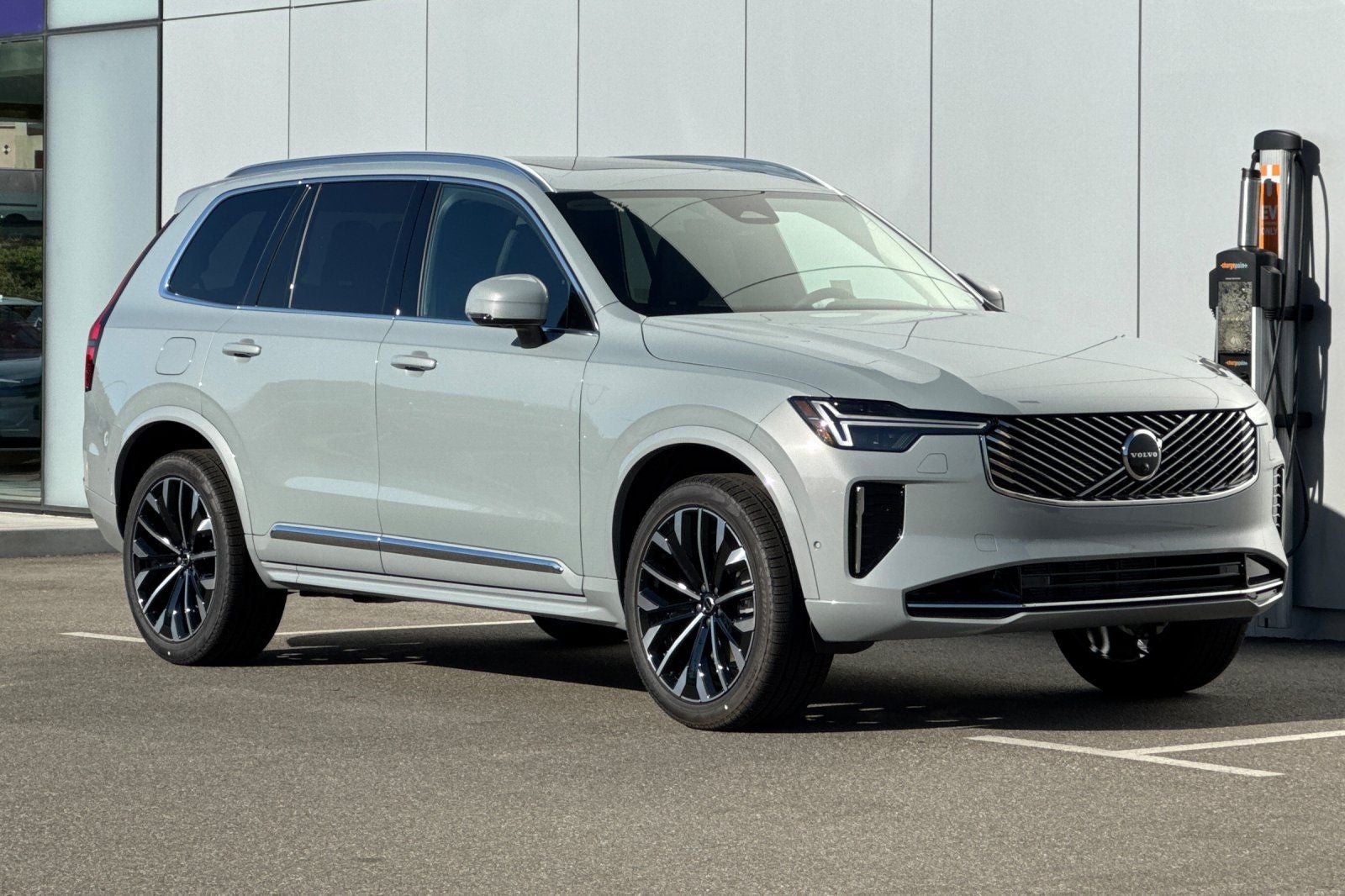 2027 Volvo XC90 B6 Plus 7-Seater