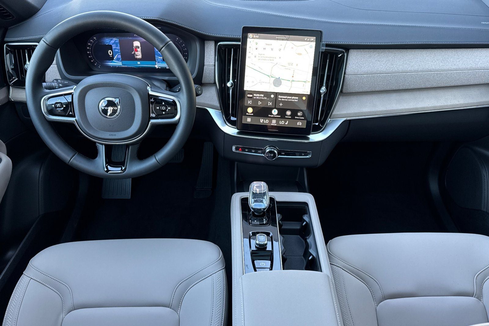 2027 Volvo XC90 B6 Plus 7-Seater