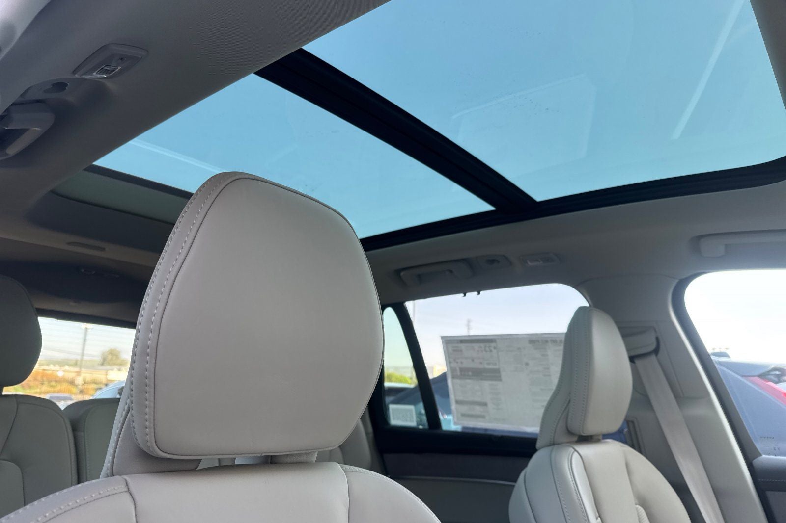 2026 Volvo XC90 B6 Ultra