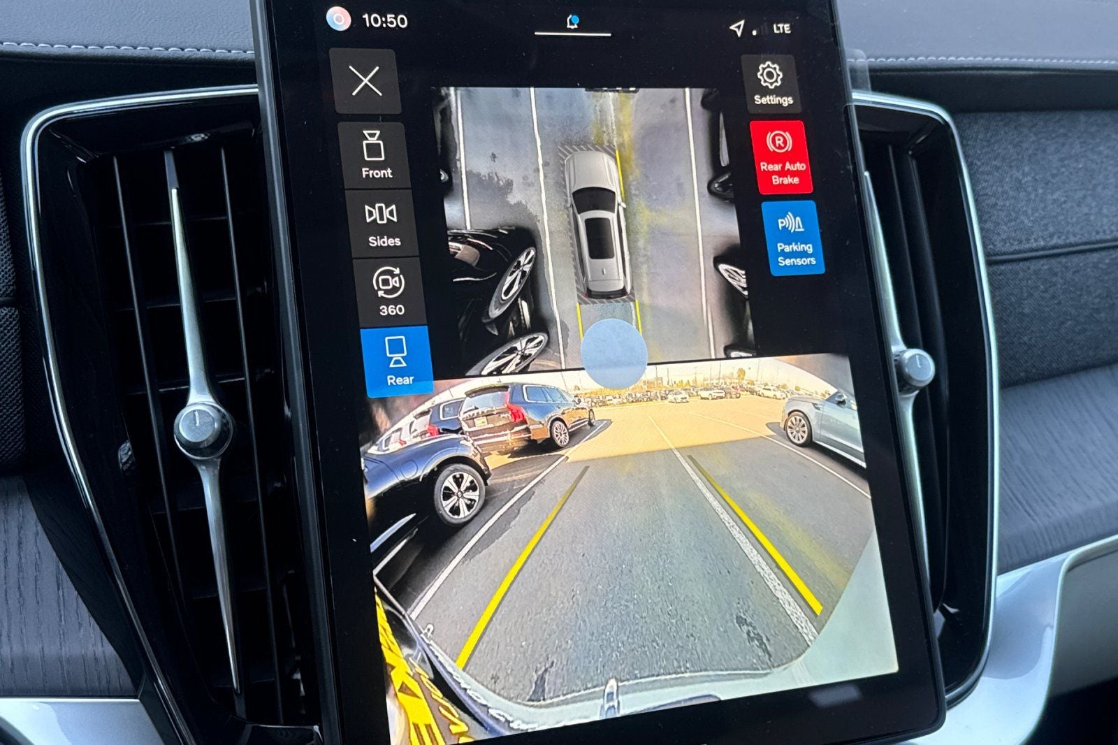 2026 Volvo XC90 B6 Ultra