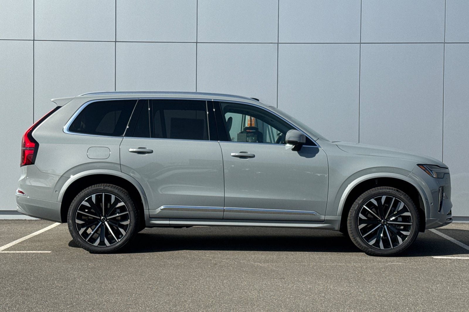 2026 Volvo XC90 B6 Ultra