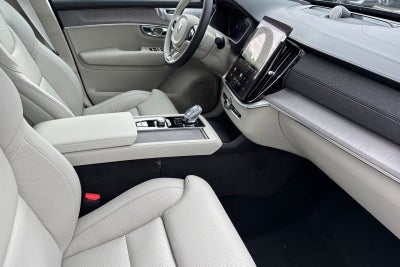 2027 Volvo XC90 B6 Ultra