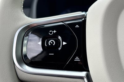 2027 Volvo XC90 B6 Ultra