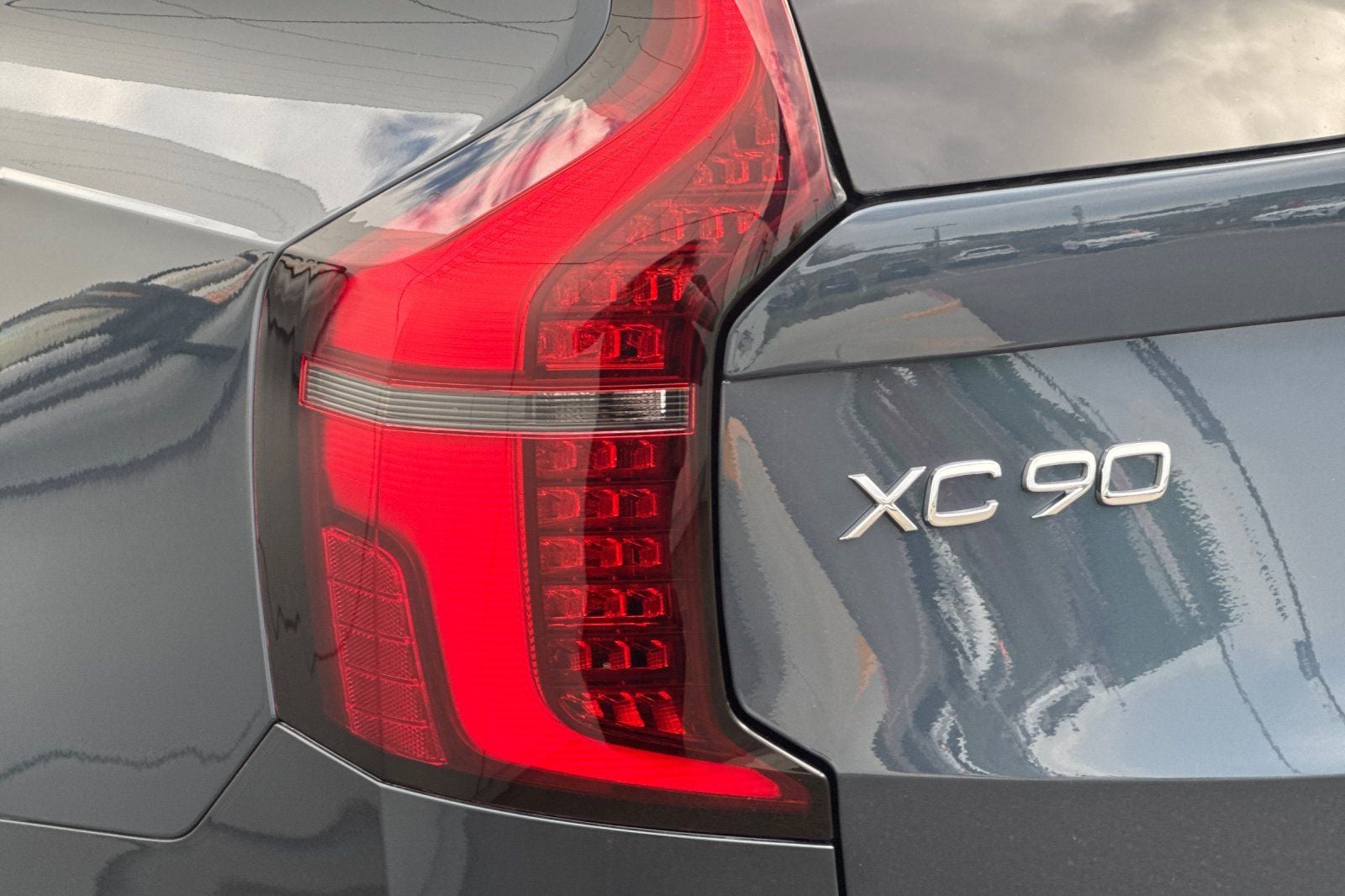 2027 Volvo XC90 B6 Ultra