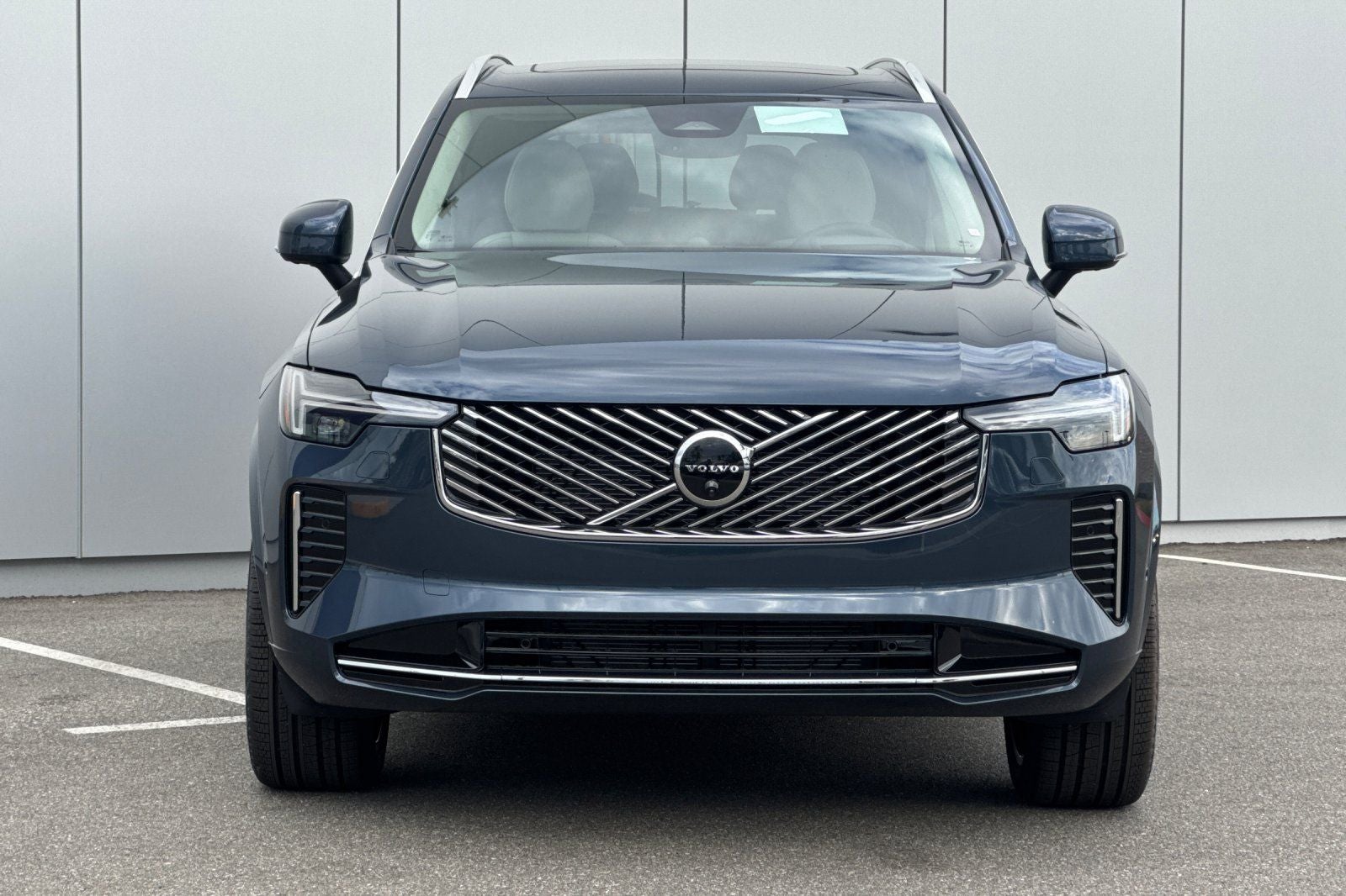 2027 Volvo XC90 B6 Ultra