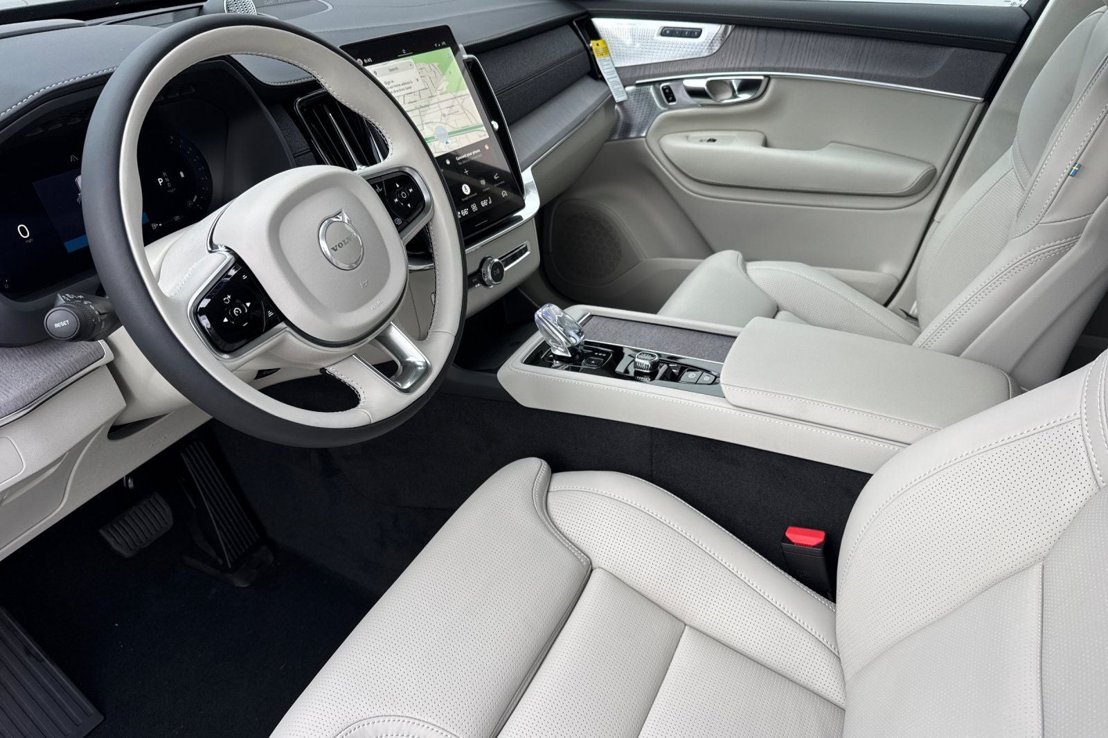 2027 Volvo XC90 B6 Ultra