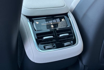 2027 Volvo XC90 B6 Ultra
