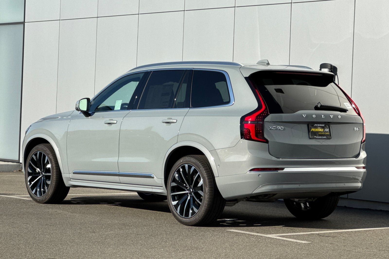 2027 Volvo XC90 B6 Ultra