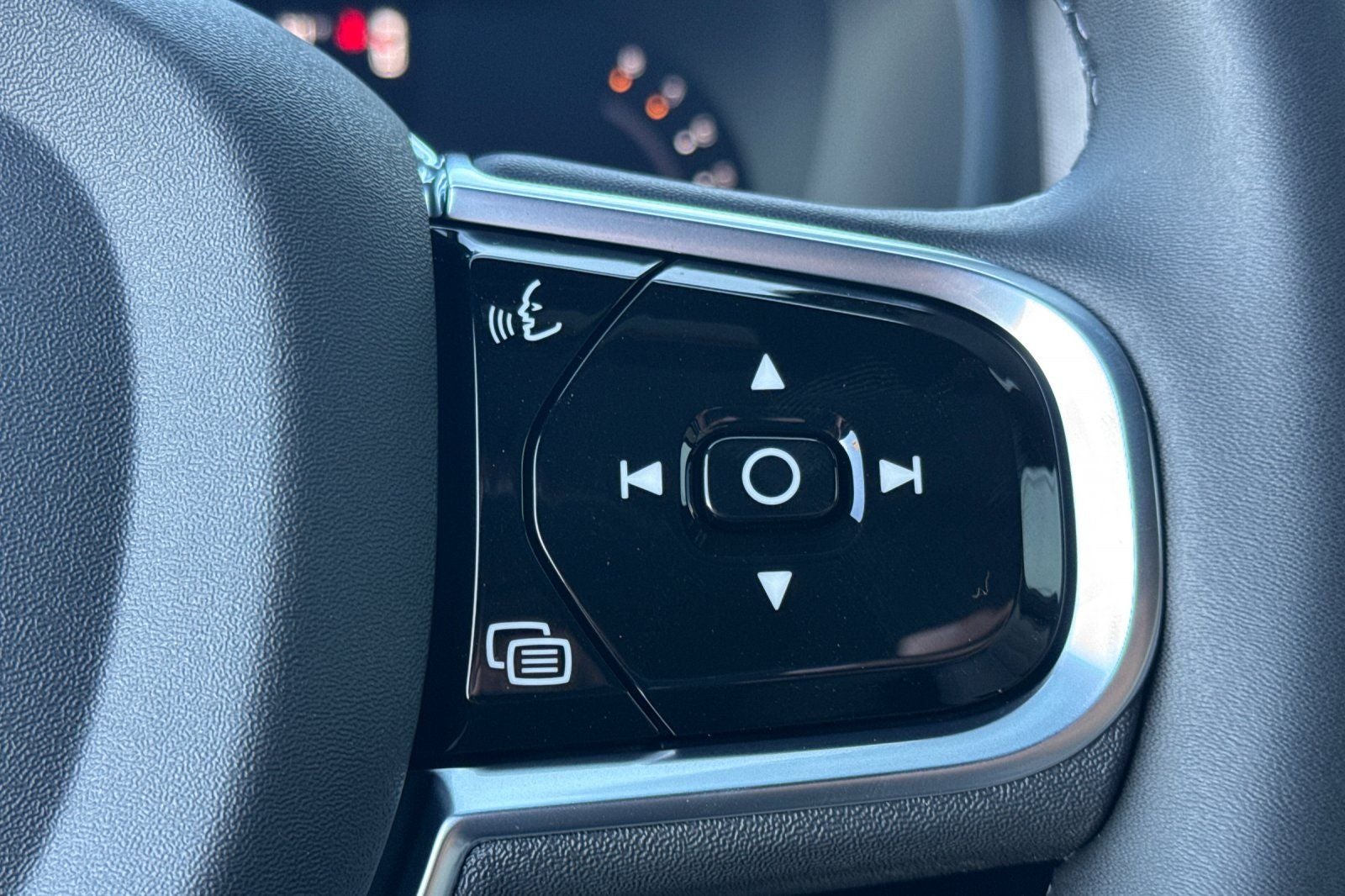2027 Volvo XC90 B6 Ultra