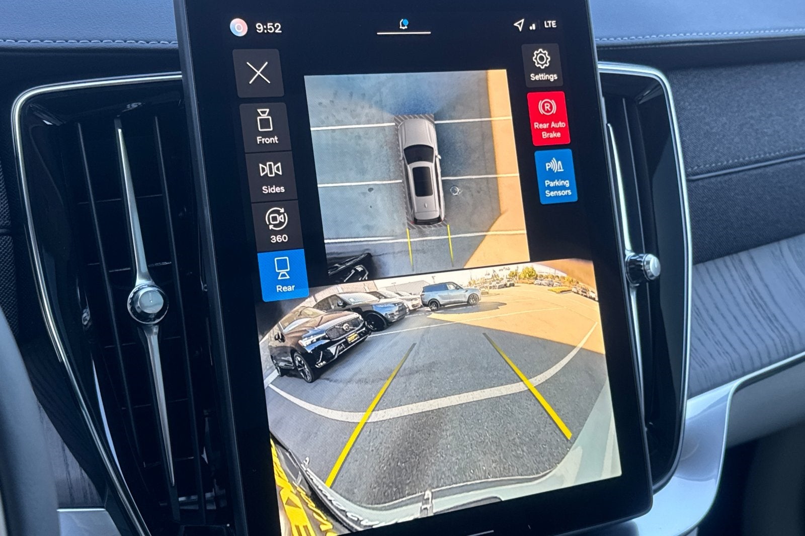 2026 Volvo XC90 B6 Ultra