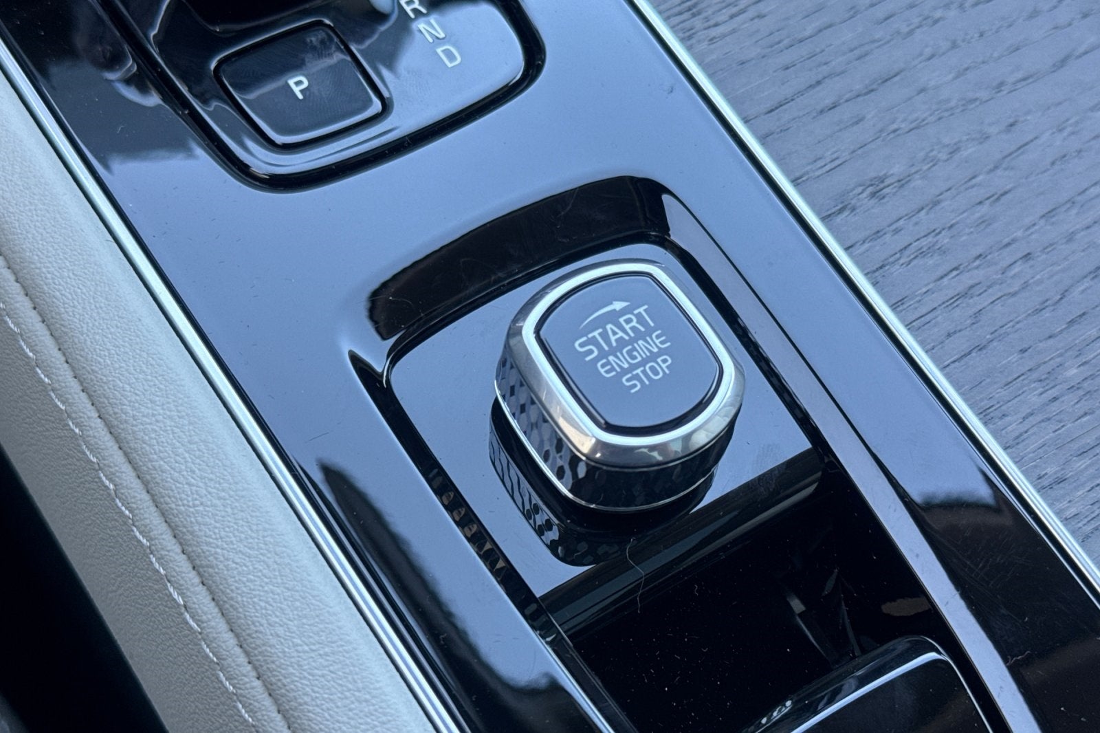 2026 Volvo XC90 B6 Ultra