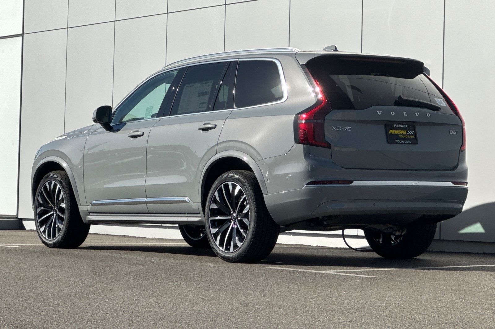2026 Volvo XC90 B6 Ultra