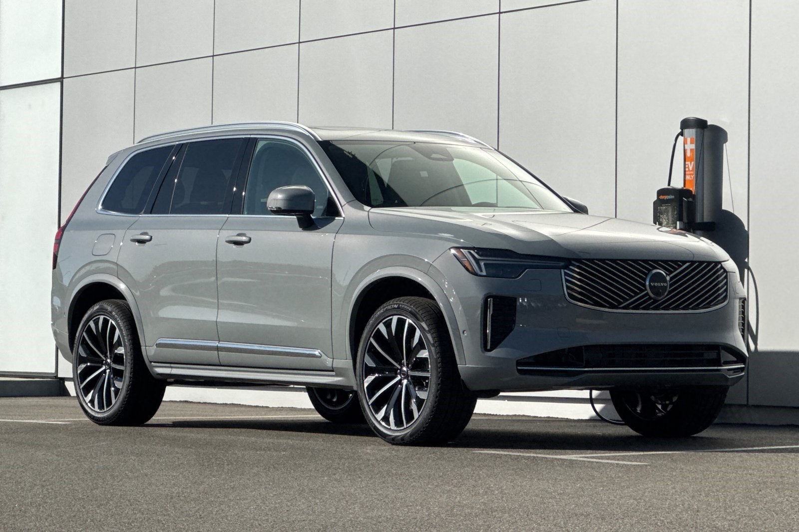 2026 Volvo XC90 B6 Ultra