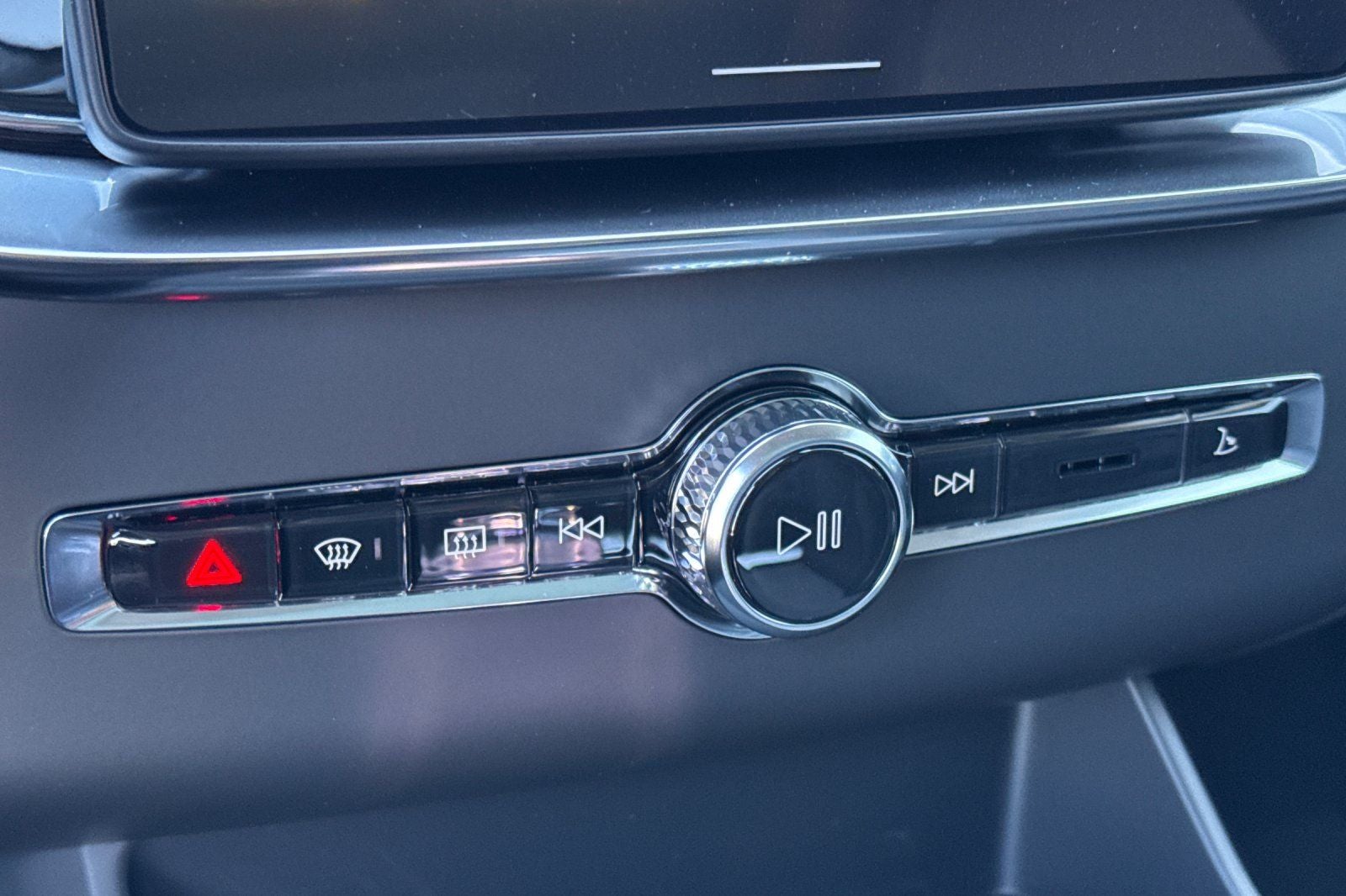 2027 Volvo XC90 B6 Ultra