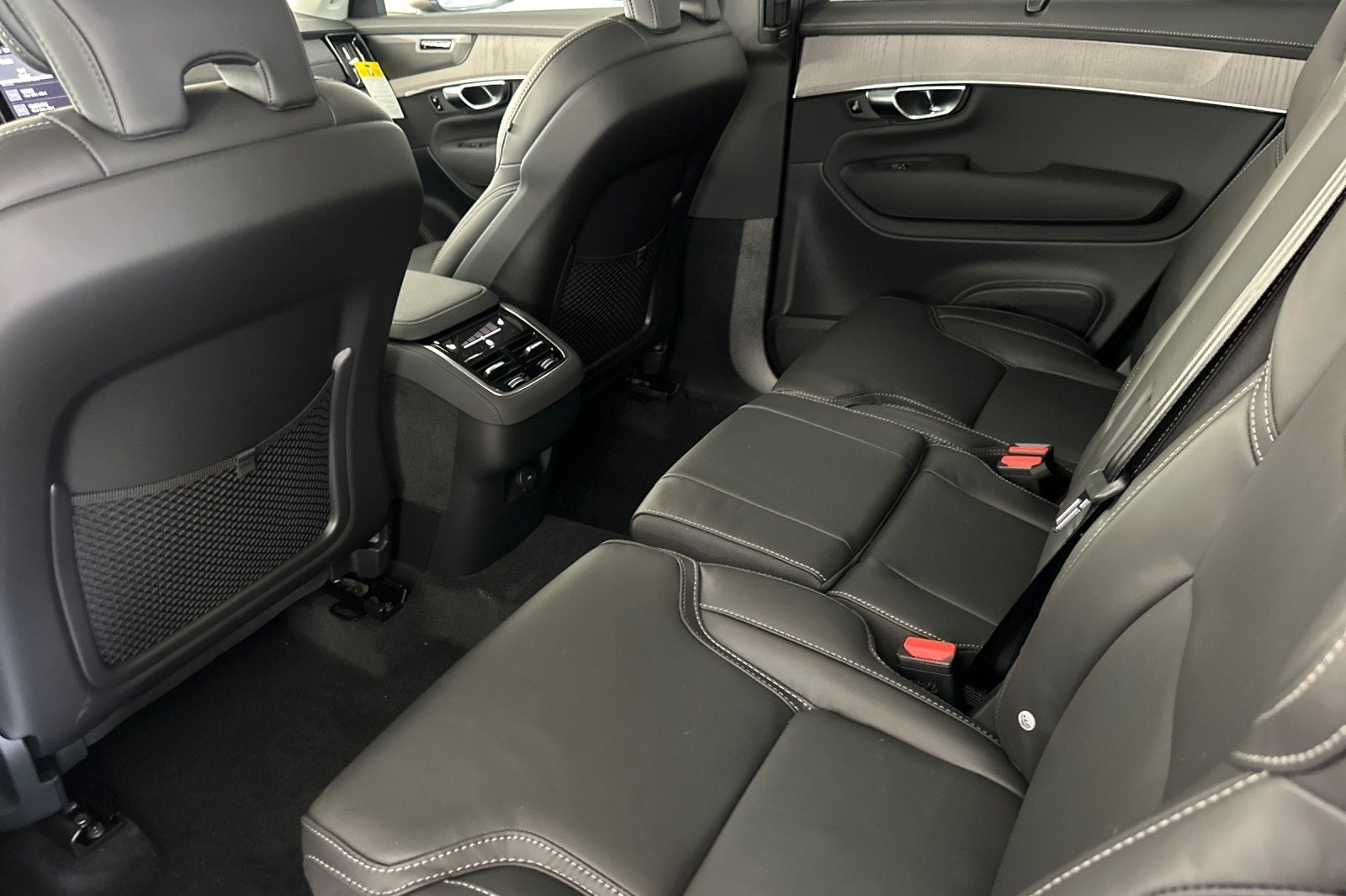 2025 Volvo XC90 B6 Ultra 2025.5