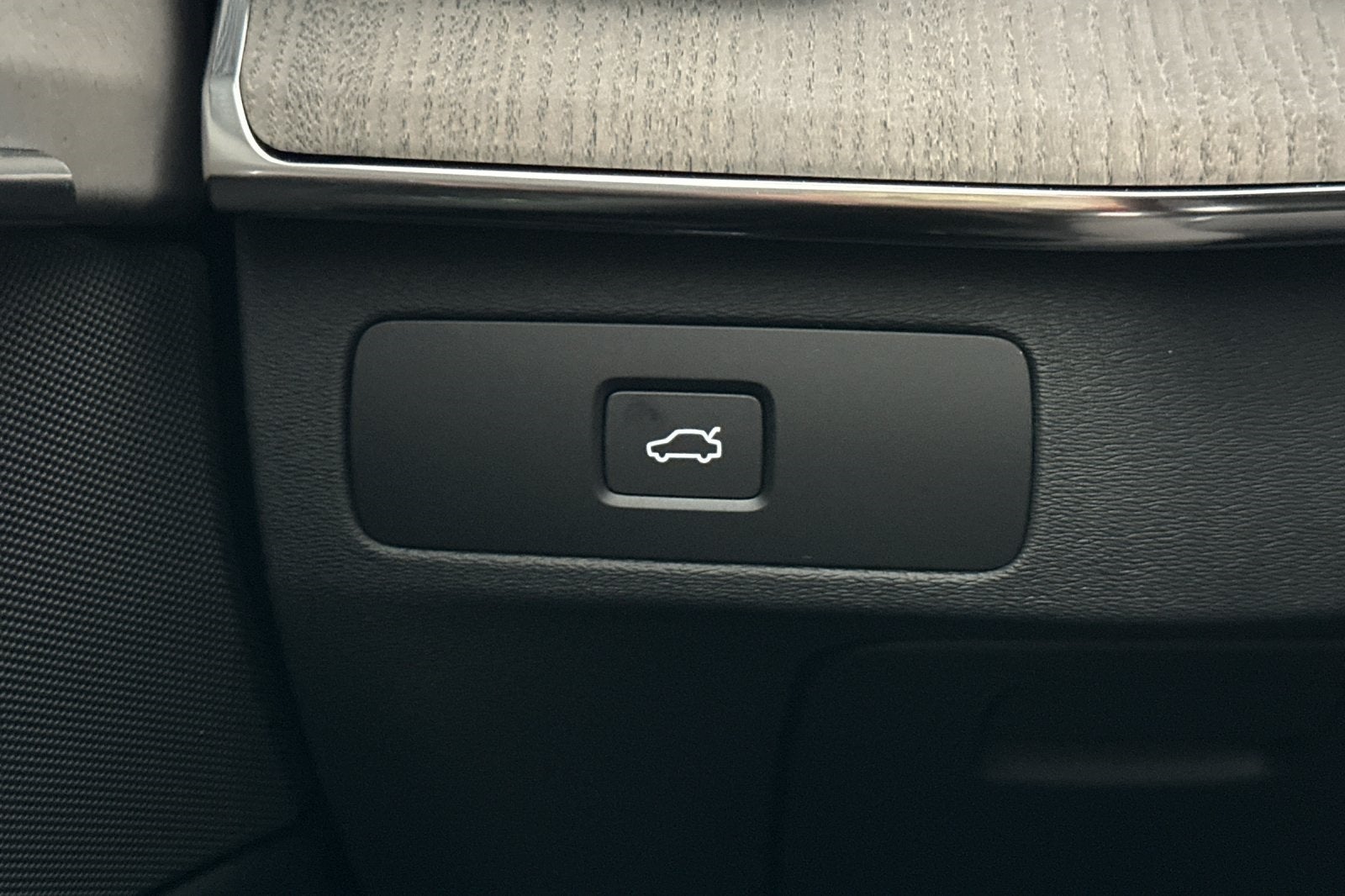 2025 Volvo XC90 B6 Ultra 2025.5