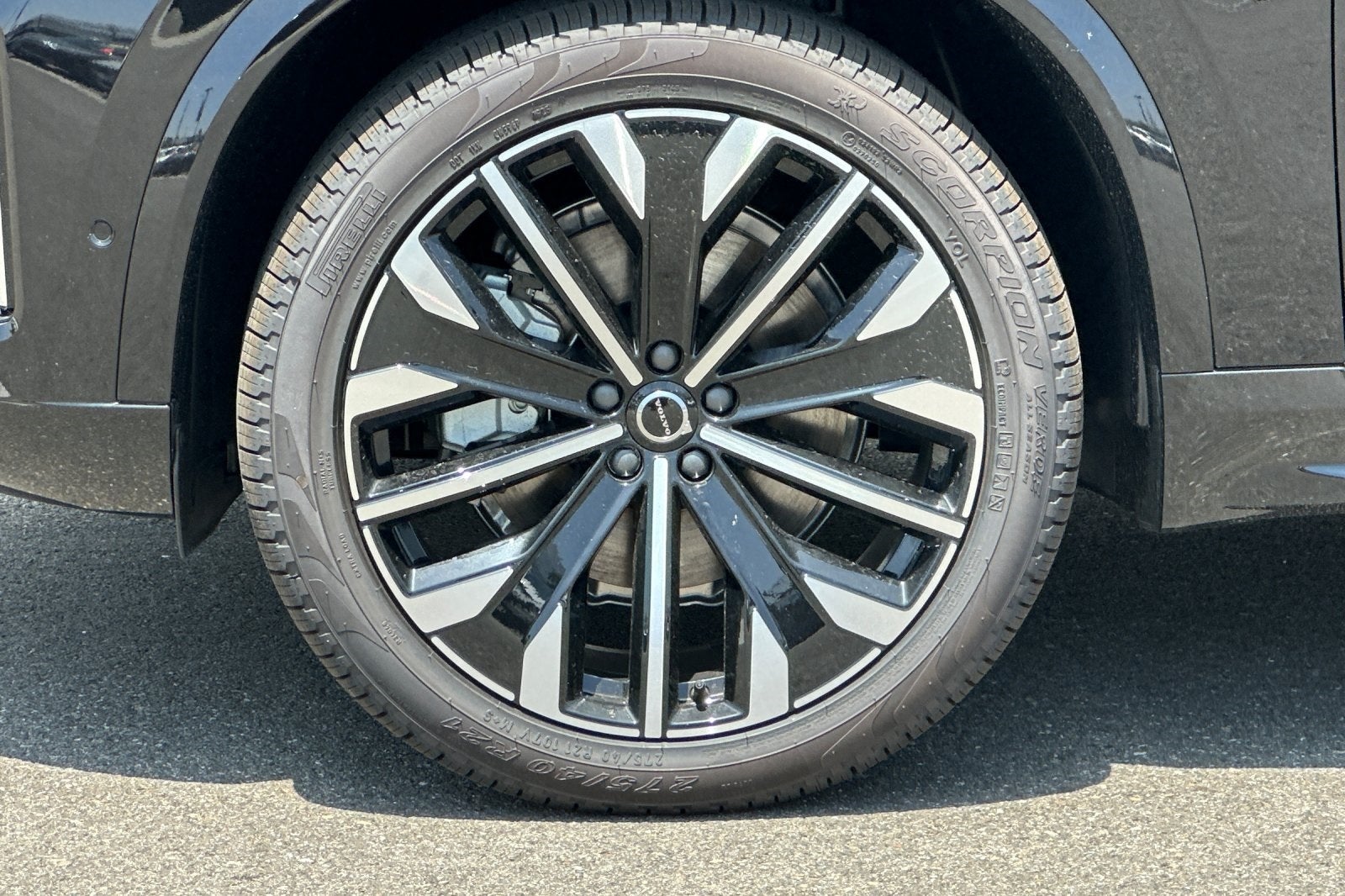 2025 Volvo XC90 B6 Ultra 2025.5