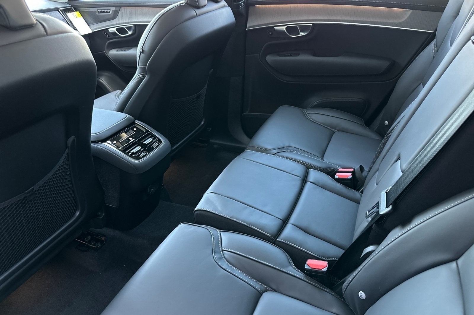 2025 Volvo XC90 B6 Ultra 2025.5