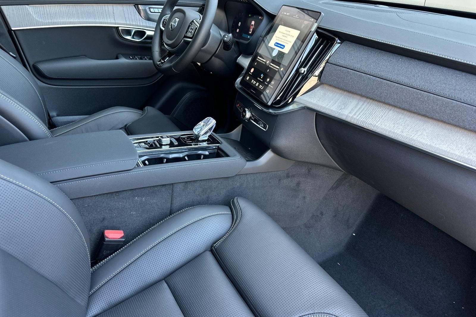 2025 Volvo XC90 B6 Ultra 2025.5