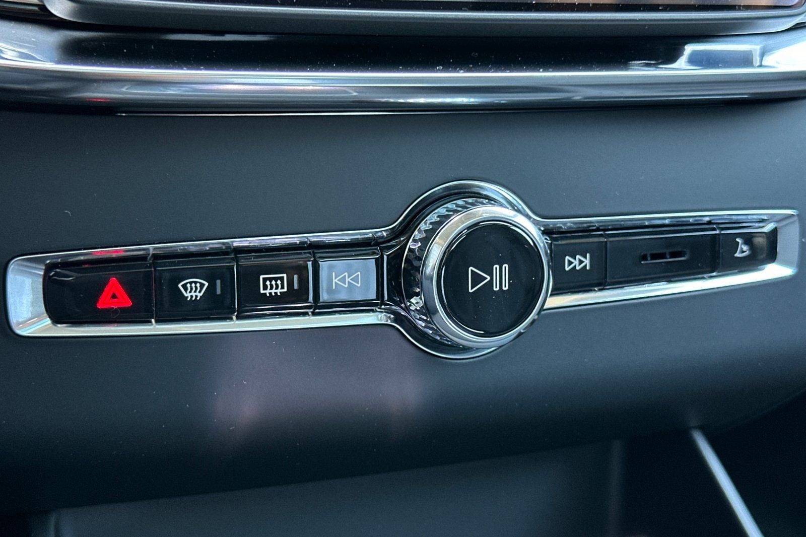 2025 Volvo XC90 B6 Ultra 2025.5