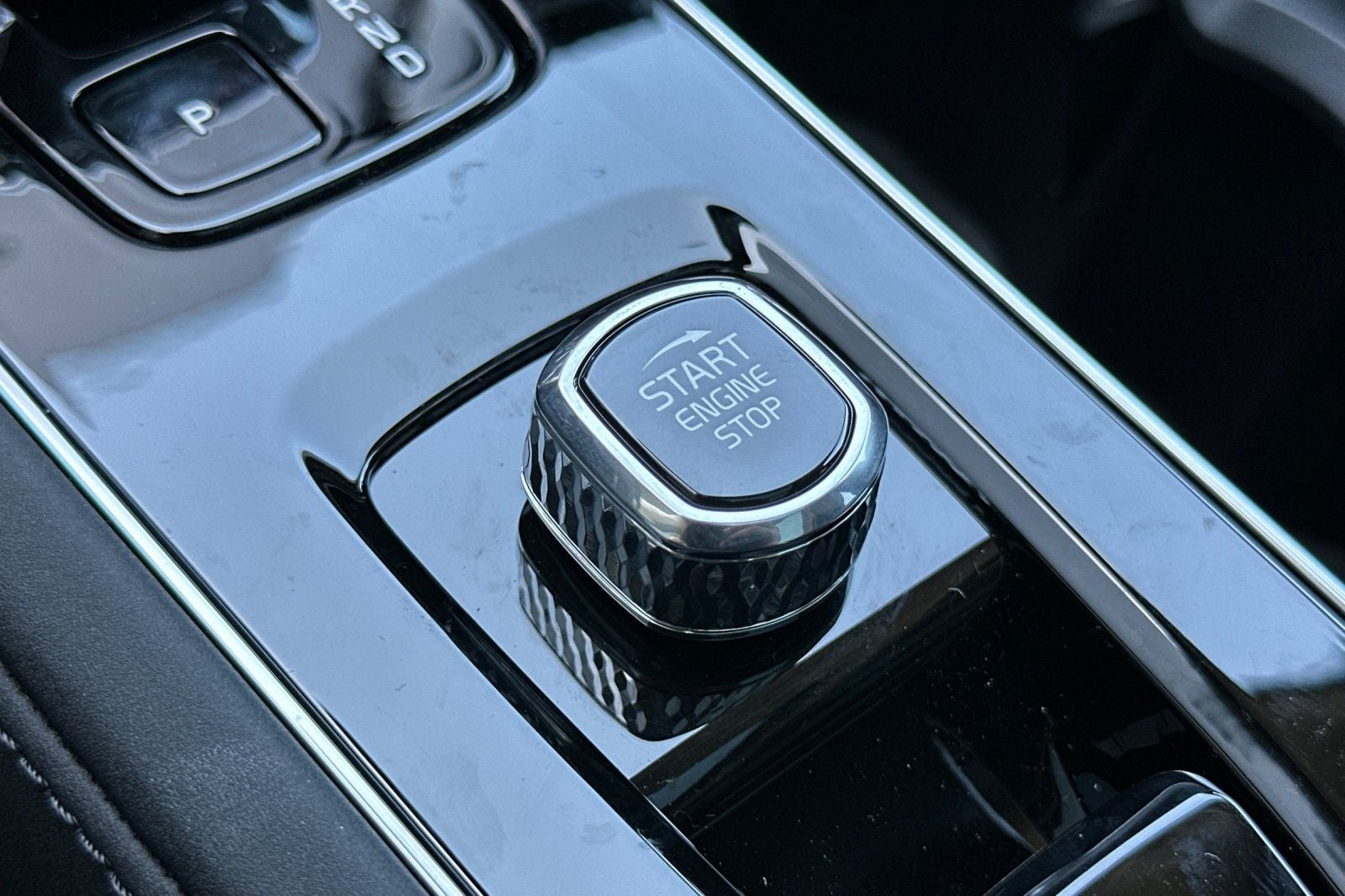 2025 Volvo XC90 B6 Ultra 2025.5