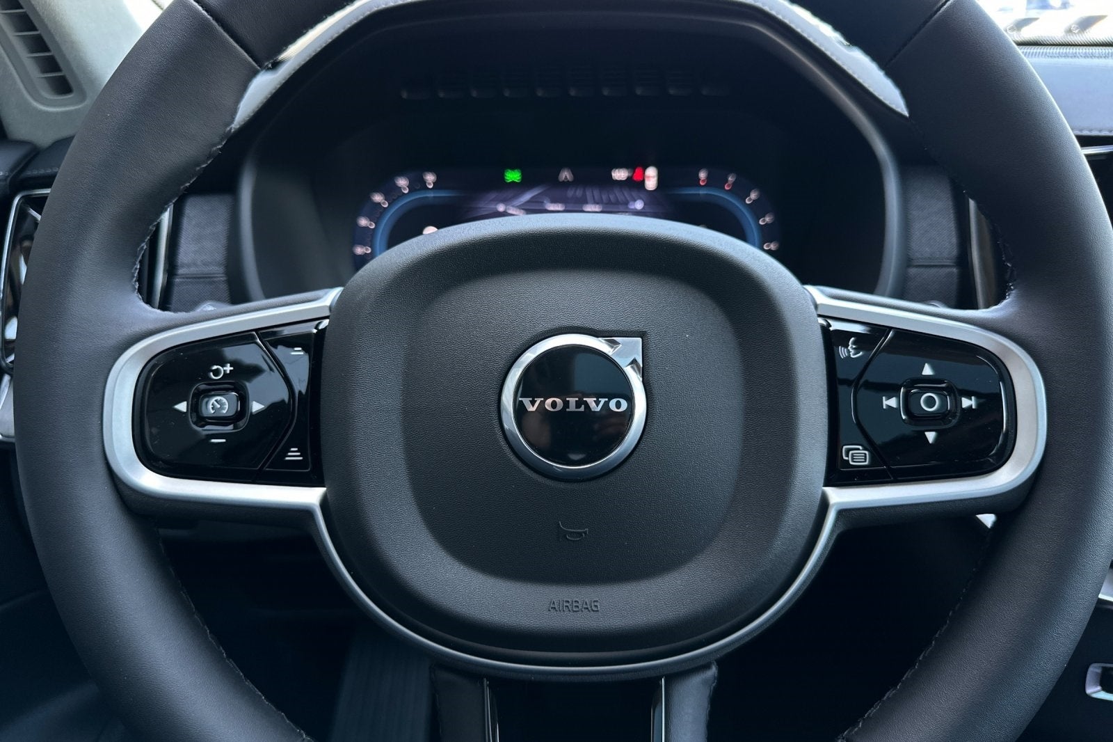 2025 Volvo XC90 B6 Ultra 2025.5