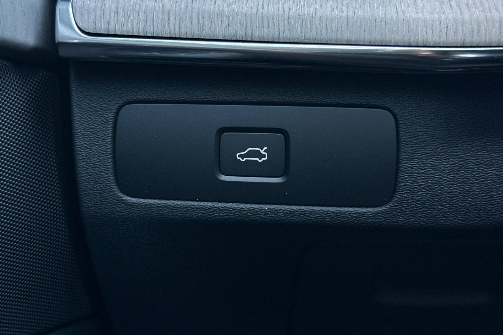 2025 Volvo XC90 B6 Ultra 2025.5