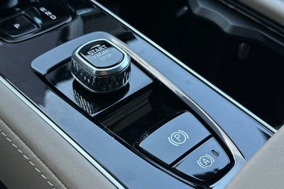 2026 Volvo XC90 B6 Core