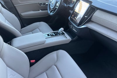 2026 Volvo XC90 B6 Core