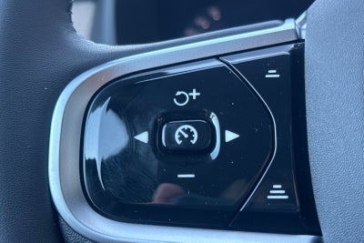 2026 Volvo XC90 B6 Core