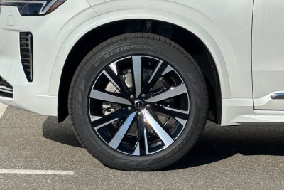 2026 Volvo XC90 B6 Core