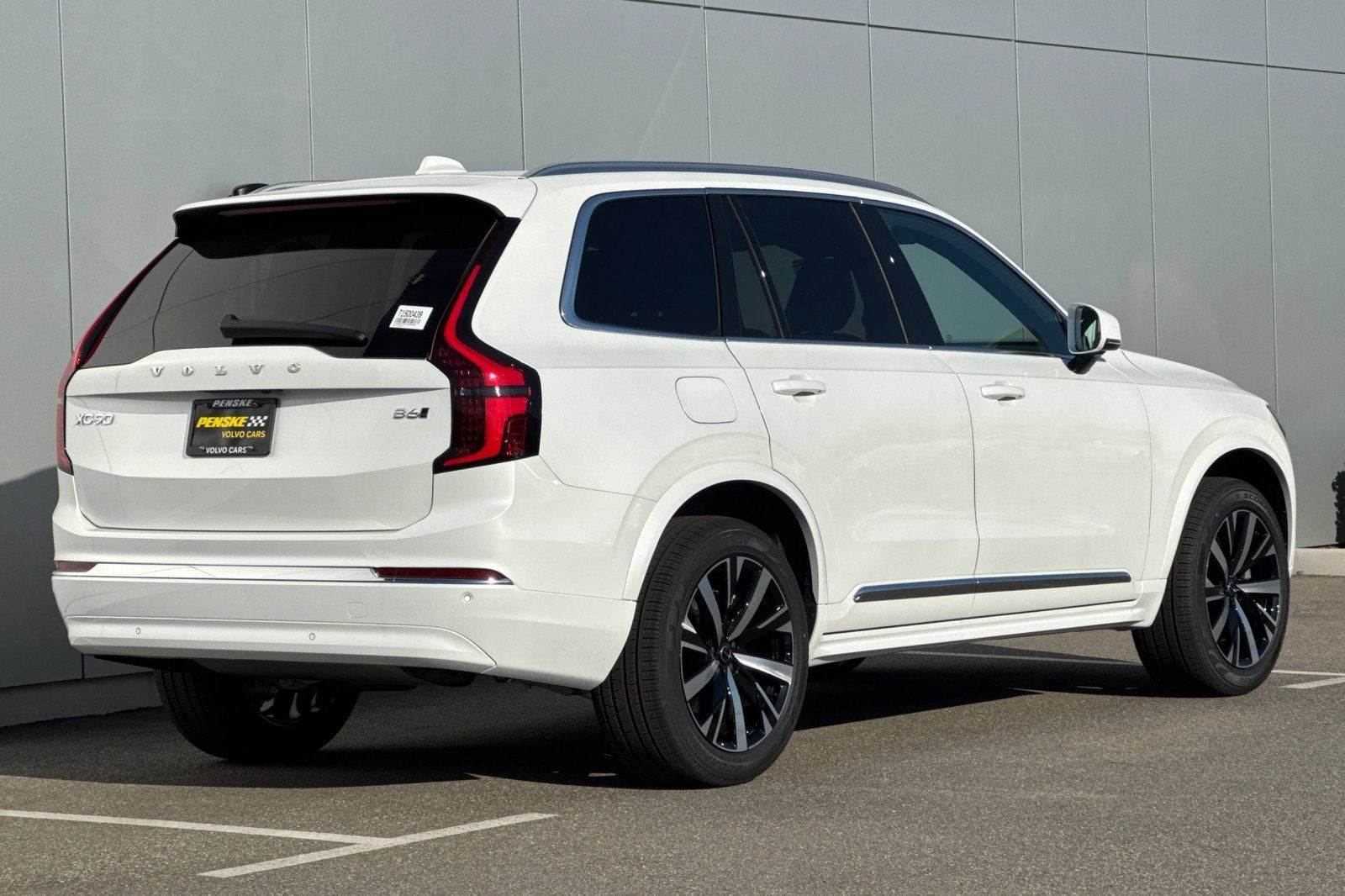 2026 Volvo XC90 B6 Core