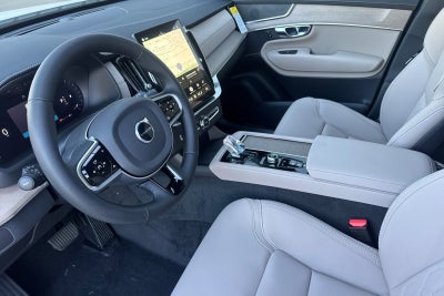 2026 Volvo XC90 B6 Core