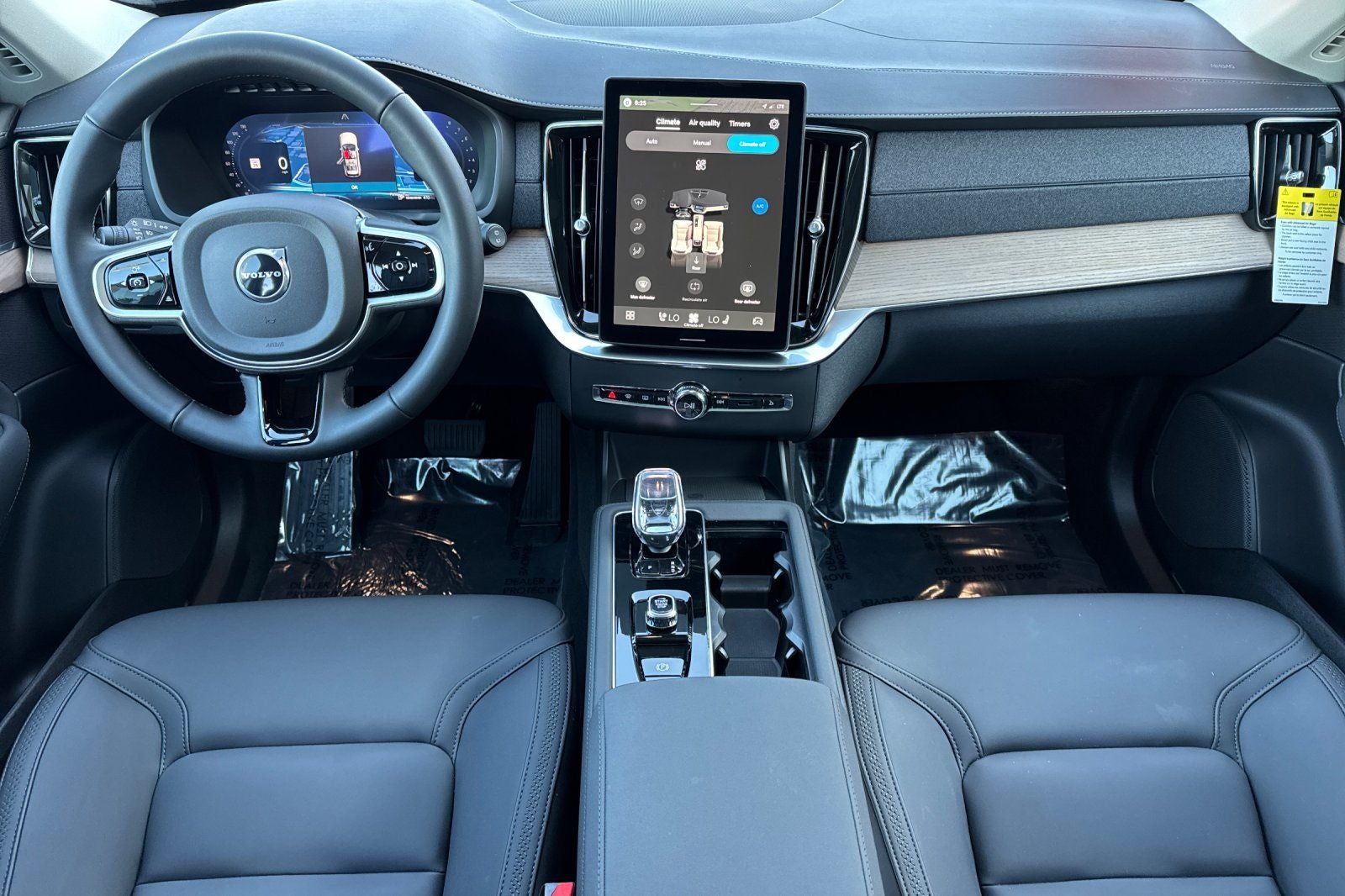 2026 Volvo XC90 B6 Core