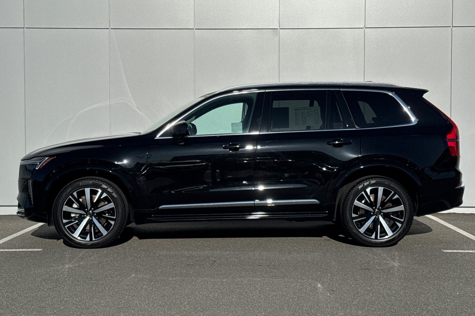 2026 Volvo XC90 B6 Core