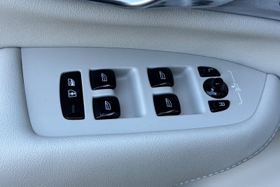 2027 Volvo XC90 B6 Ultra