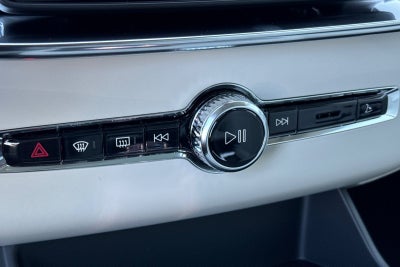 2027 Volvo XC90 B6 Ultra
