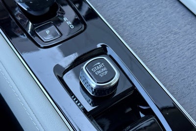 2027 Volvo XC90 B6 Ultra