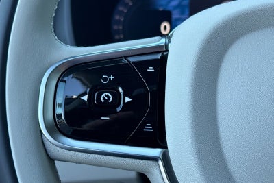 2027 Volvo XC90 B6 Ultra